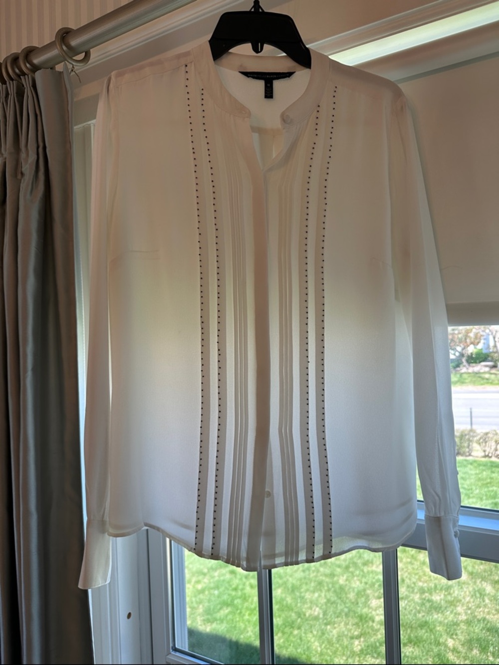 White House Black Market Cream Button-Down Pintuck Shirt Size M